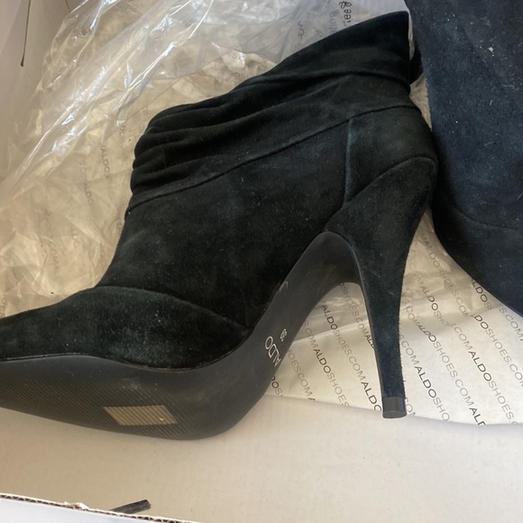 Aldo Black Suede Ankle Bootie Heels - Picture 4 of 4